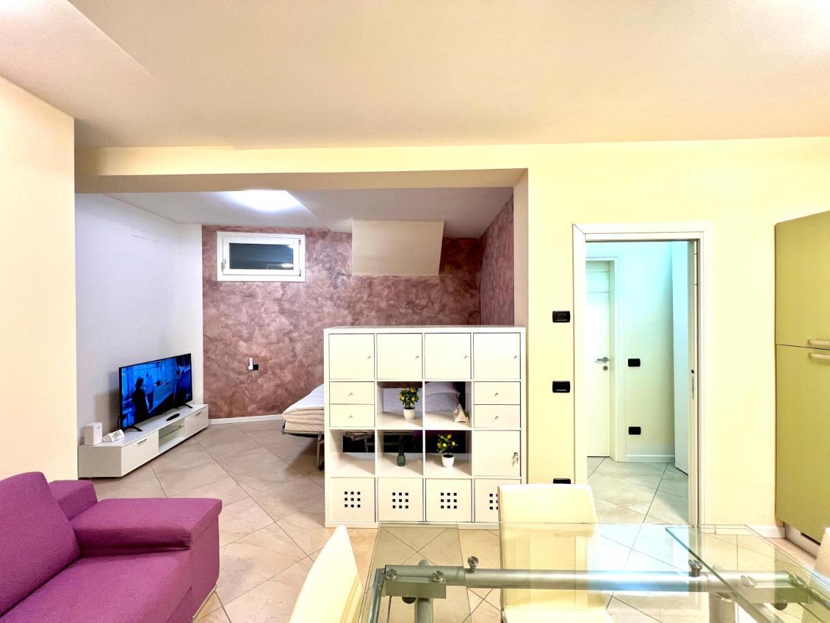 Limone Downtown Apartment Limone sul Garda Bagian luar foto
