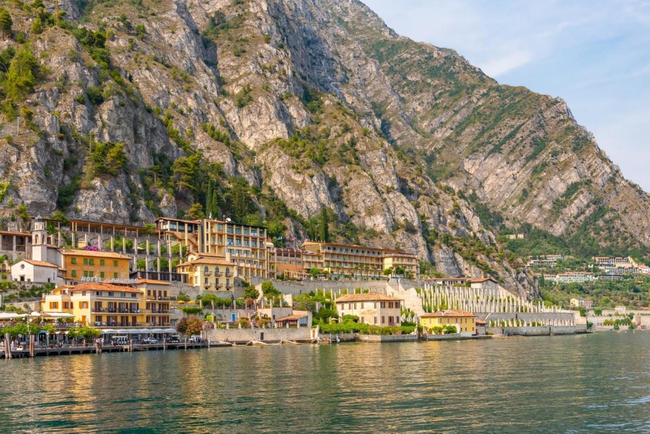 Limone Downtown Apartment Limone sul Garda Bagian luar foto