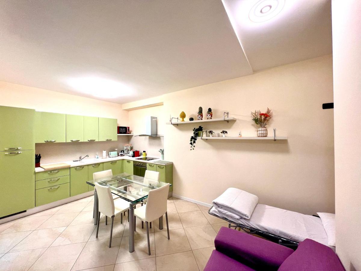 Limone Downtown Apartment Limone sul Garda Bagian luar foto