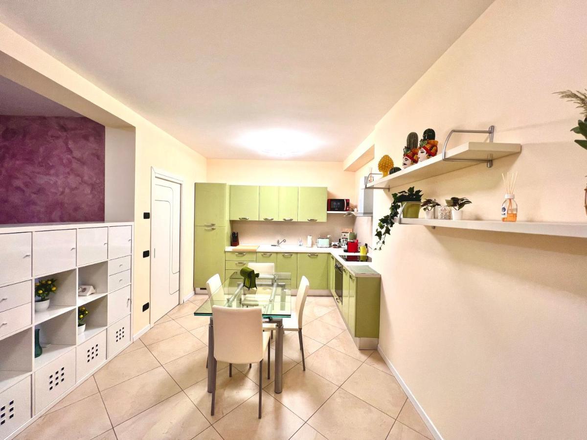 Limone Downtown Apartment Limone sul Garda Bagian luar foto
