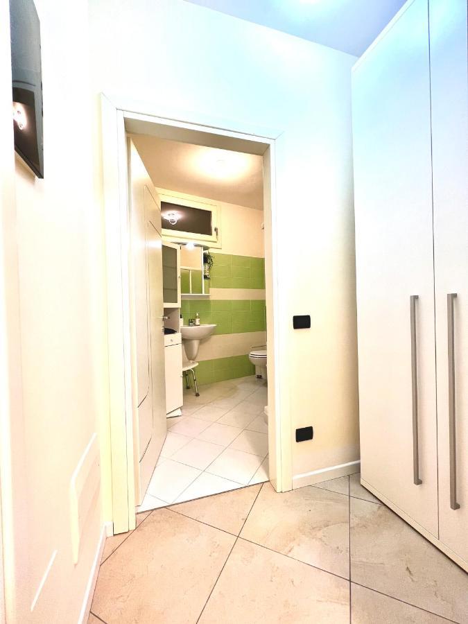 Limone Downtown Apartment Limone sul Garda Bagian luar foto