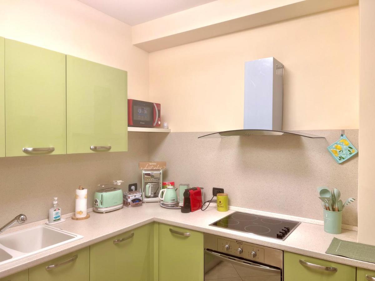 Limone Downtown Apartment Limone sul Garda Bagian luar foto