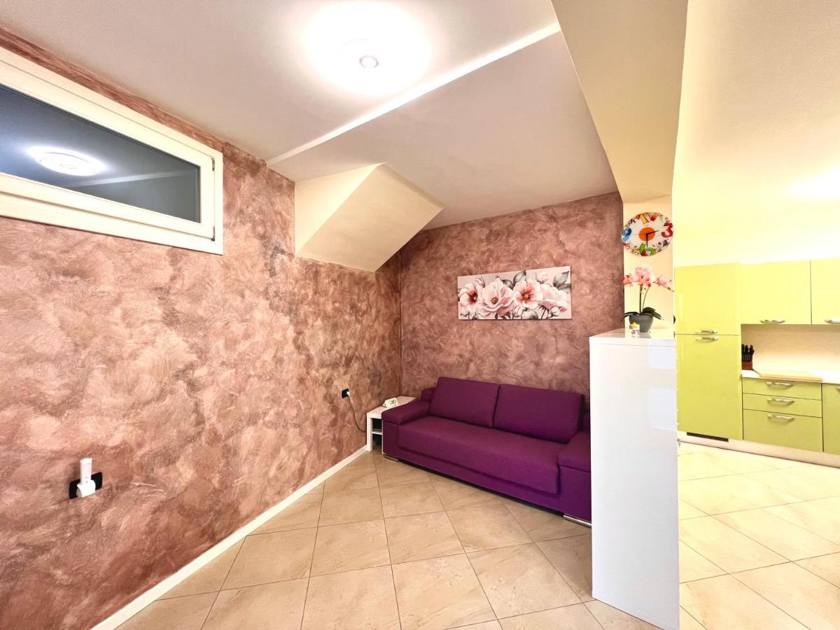 Limone Downtown Apartment Limone sul Garda Bagian luar foto